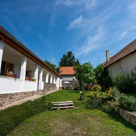 Patakhaz Nagyboerzsoeny Nagyborzsony